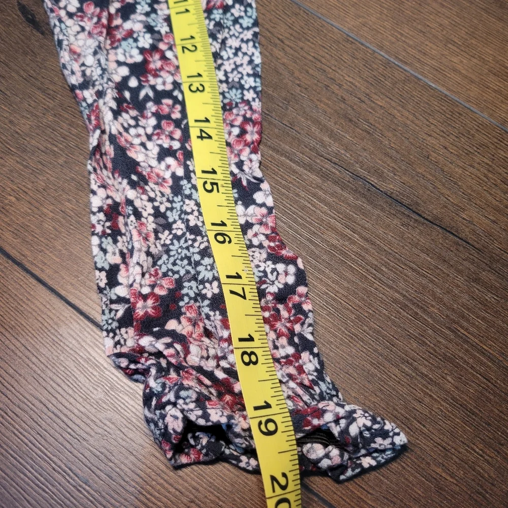 Knox Rose Floral Dress Maroon, Black‎ Juniors Size S Elastic wasit long sleeve